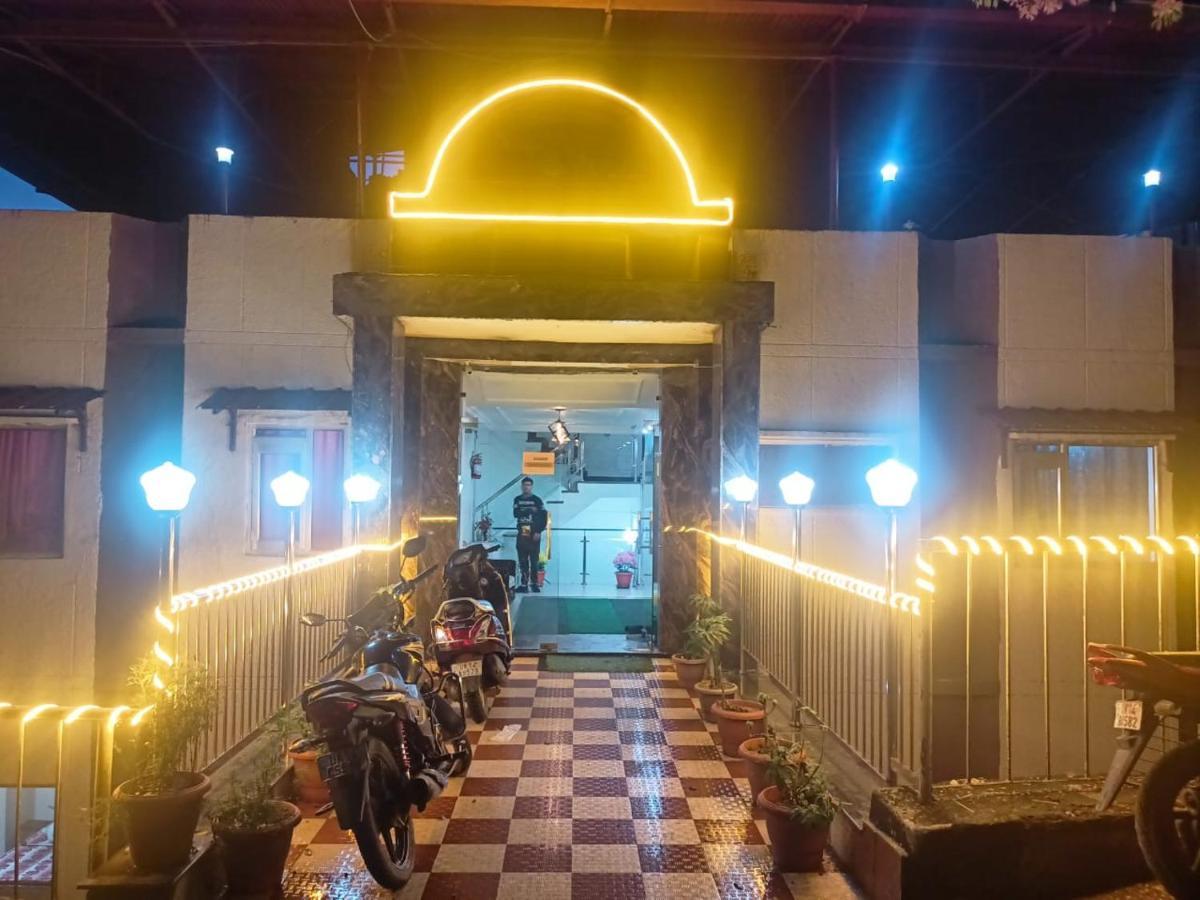 Riversun Hotel Mall Road Mussoorie Extérieur photo