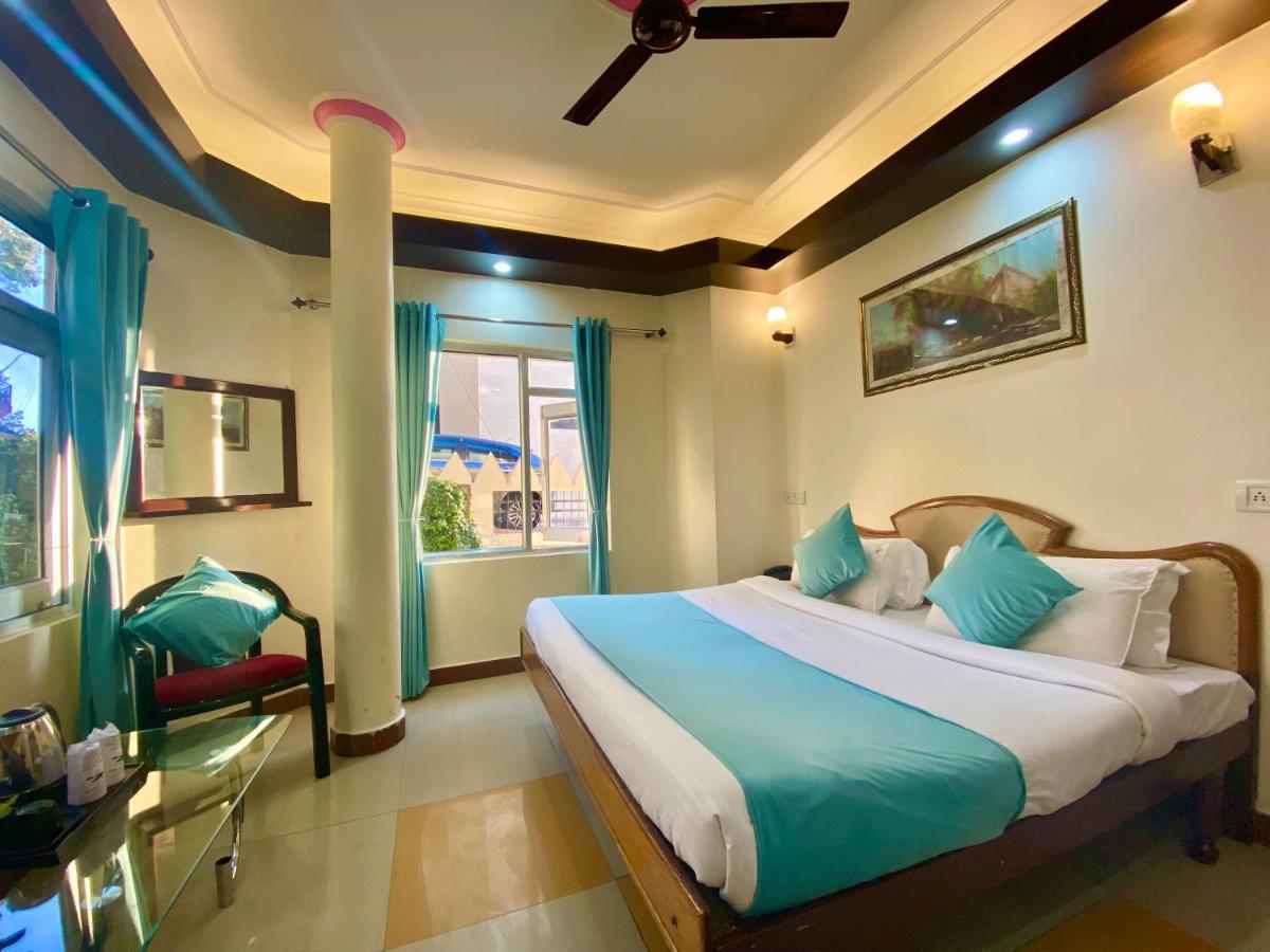Riversun Hotel Mall Road Mussoorie Extérieur photo