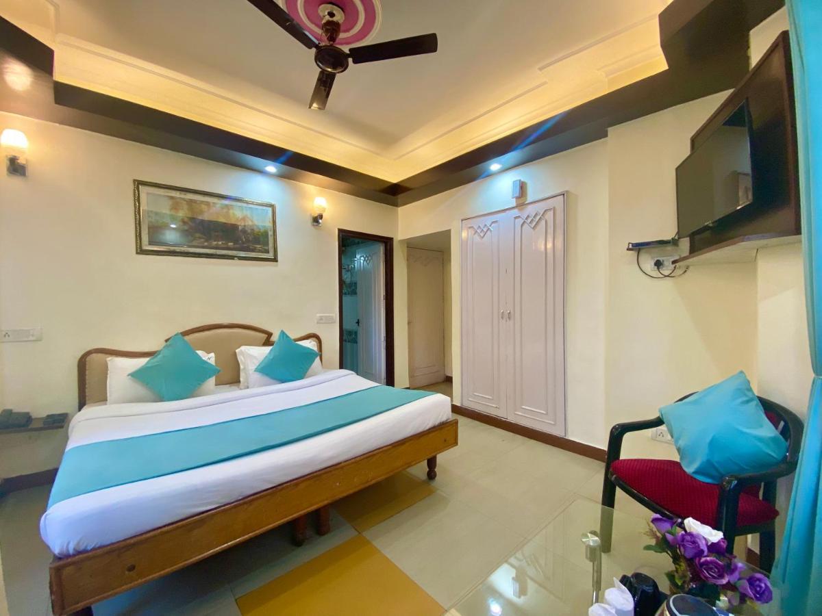 Riversun Hotel Mall Road Mussoorie Extérieur photo