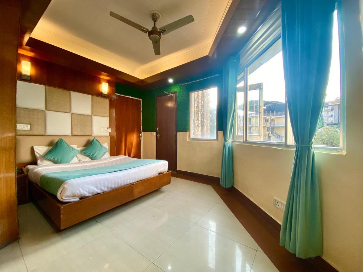 Riversun Hotel Mall Road Mussoorie Extérieur photo