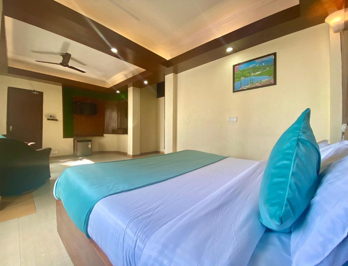 Riversun Hotel Mall Road Mussoorie Extérieur photo