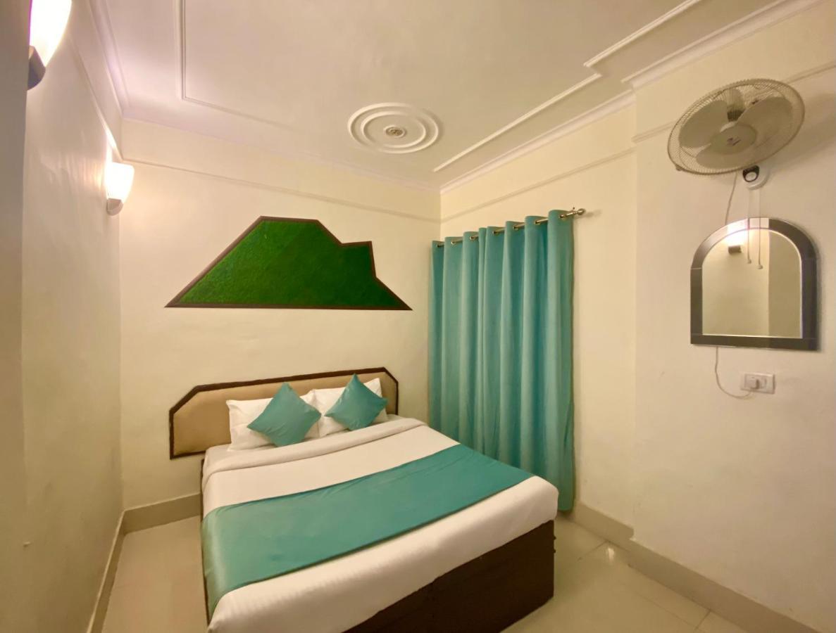 Riversun Hotel Mall Road Mussoorie Extérieur photo