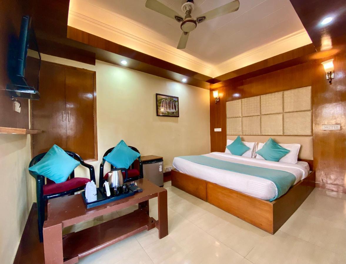 Riversun Hotel Mall Road Mussoorie Extérieur photo