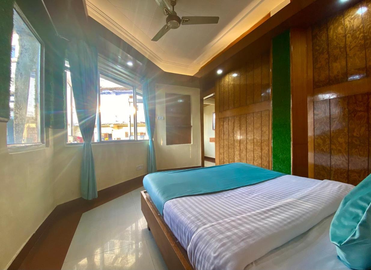Riversun Hotel Mall Road Mussoorie Extérieur photo