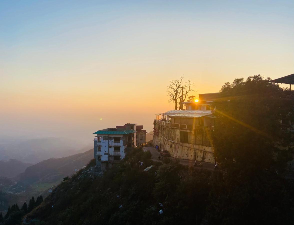 Riversun Hotel Mall Road Mussoorie Extérieur photo
