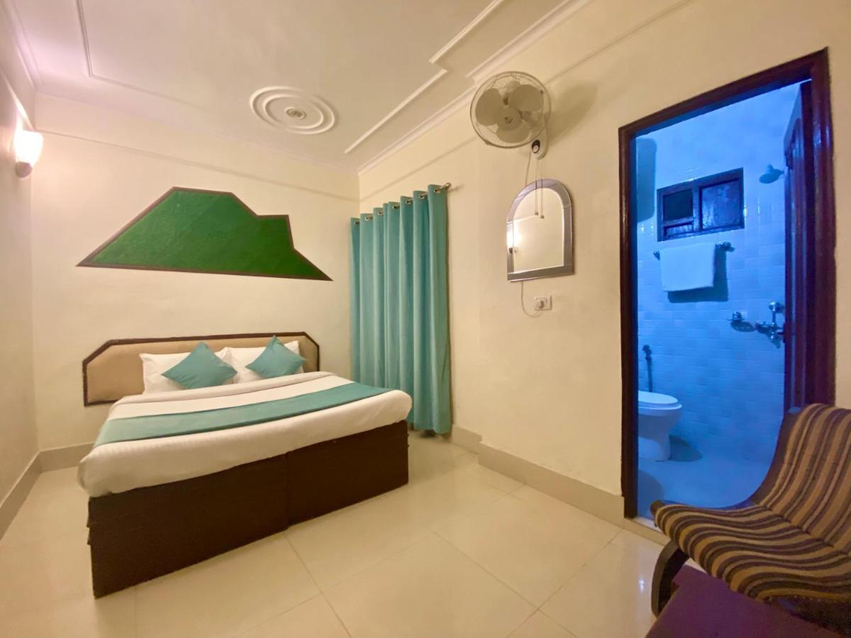 Riversun Hotel Mall Road Mussoorie Extérieur photo